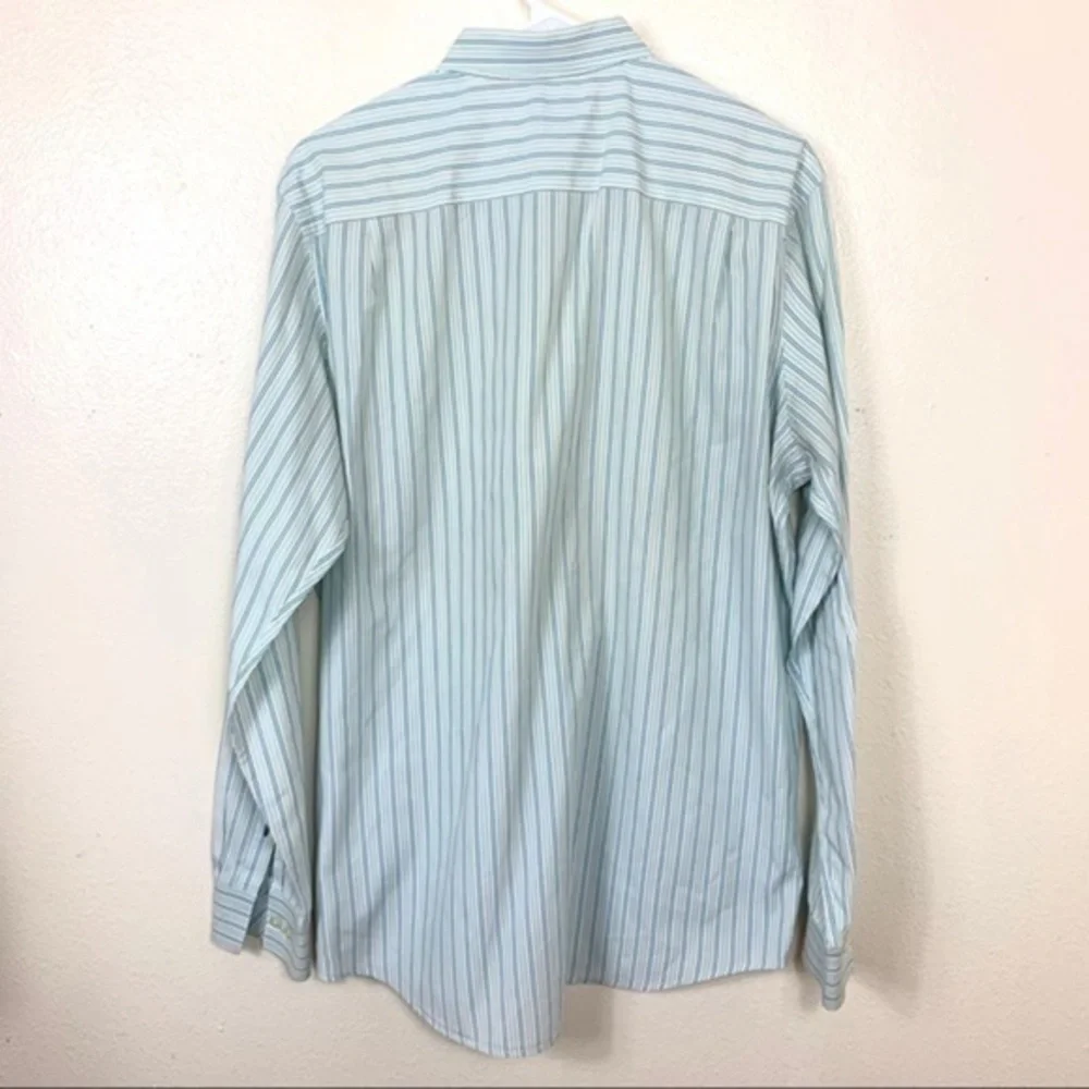 Banana Republic Men’s shirt Striped green sz Large